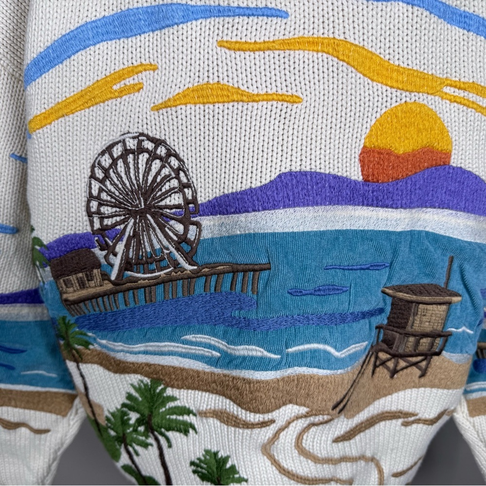 YITAI White Santa Monica Pier Beach Embroidered Sz L Crew Neck Pullover Sweater - Picture 3 of 12